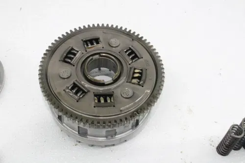 11-25 SUZUKI GSXR750 CLUTCH BASKET HUB ASSEMBLY