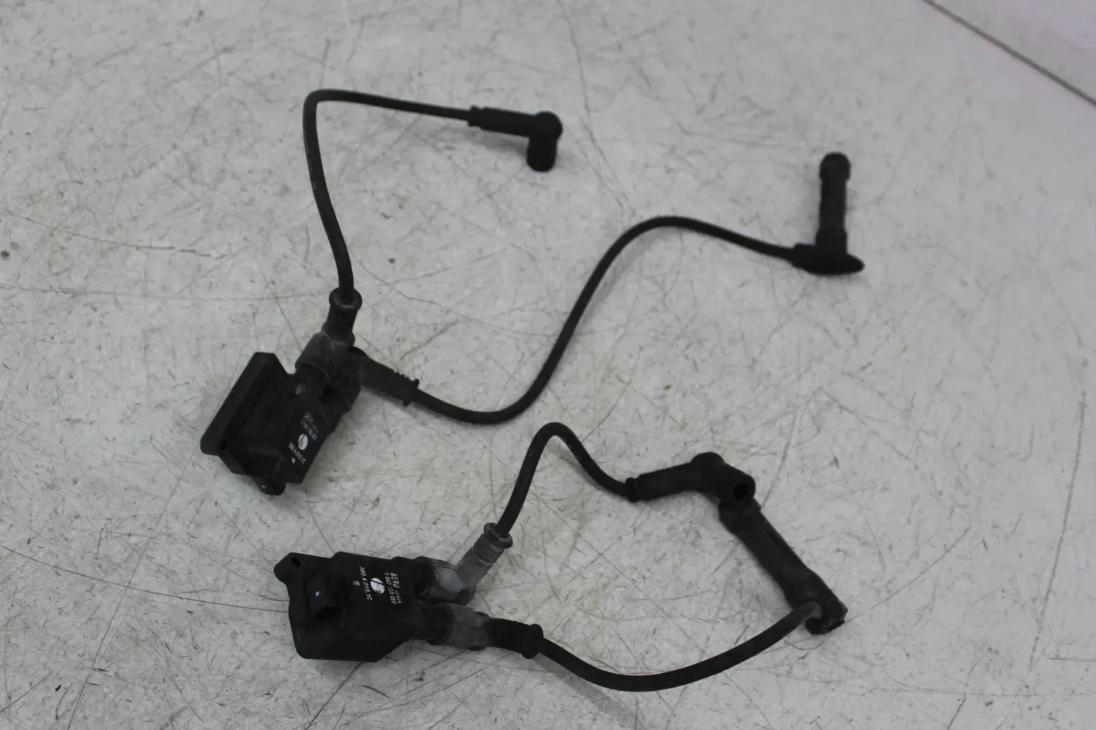 07-09 DUCATI MULTISTRADA 1100 S IGNITION COILS COIL SPARK PLUG CAPS