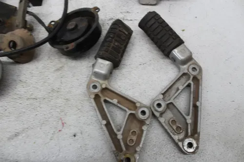 1984 HONDA SHADOW 700 VT700C PARTS AND HARDWARE NUTS BOLTS