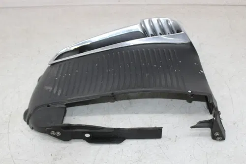 04-05 HARLEY-DAVIDSON V-ROD VRSCB ENGINE RADIATOR RADIATER COVER (READ)