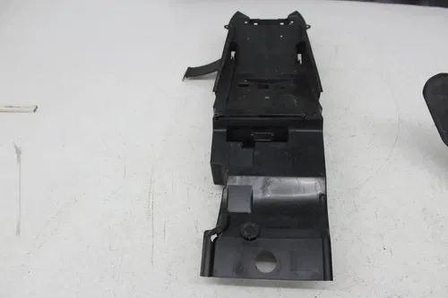 11-13 HONDA CBR250R REAR BACK TAIL UNDERTAIL FAIRING COWL FENDER BATTERY TRAY