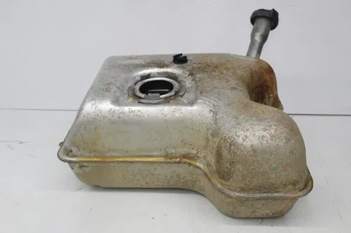 16 Can-am Commander 800r Xt Fuel Petrol Gas Tank Reservoir