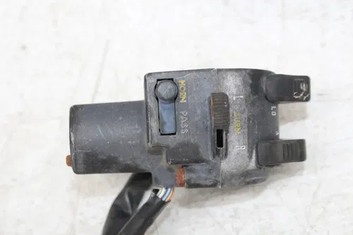 74-79 KAWASAKI KZ440 LEFT RIGHT CLIP ON HANDLE HORN SIGNALS SWITCHES