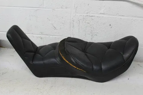 85 HONDA V30 MAGNA VF500C FRONT DRIVERS SEAT