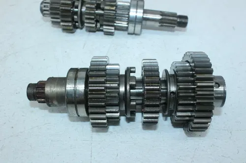 83 KAWASAKI ZX750A ENGINE MOTOR TRANSMISSION TRANNY GEARS