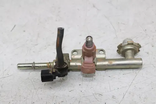 16-18 YAMAHA WOLVERINE YXE700 PETROL GAS FUEL INJECTOR INJECTORS RAIL