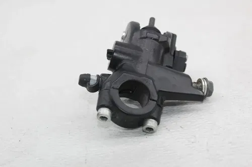 06-07 KAWASAKI NINJA ZX10R FRONT BRAKE MASTER CYLINDER (READ)