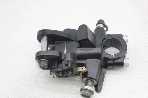 06-07 KAWASAKI NINJA ZX10R FRONT BRAKE MASTER CYLINDER (READ)
