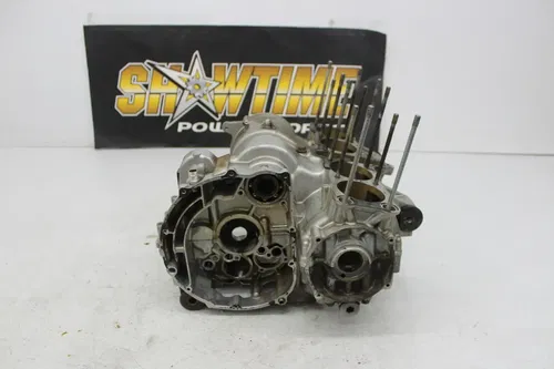 81-83 YAMAHA MAXIM 550 XJ550 ENGINE MOTOR CRANKCASE CRANK CASES BLOCK