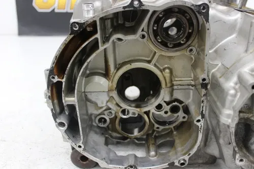 81-83 YAMAHA MAXIM 550 XJ550 ENGINE MOTOR CRANKCASE CRANK CASES BLOCK