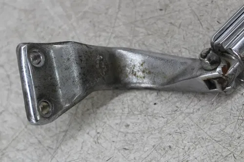 96-03 HARLEY-DAVIDSON DYNA SUPER GLIDE FXD RIGHT FRONT FOOT REST PEG STEP MOUNT