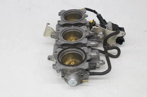 06-12 TRIUMPH DAYTONA 675 THROTTLE BODY BODIES