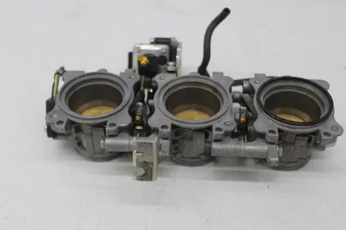 06-12 TRIUMPH DAYTONA 675 THROTTLE BODY BODIES