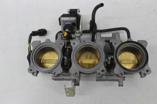 06-12 TRIUMPH DAYTONA 675 THROTTLE BODY BODIES