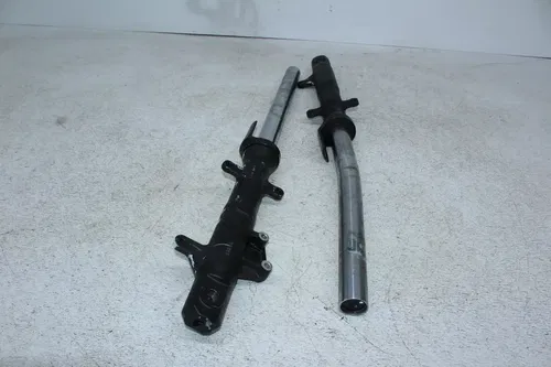 2010 KAWASAKI NINJA 250R EX250J FRONT END FORKS TRIPLE TREE CLAMP FORK TUBES