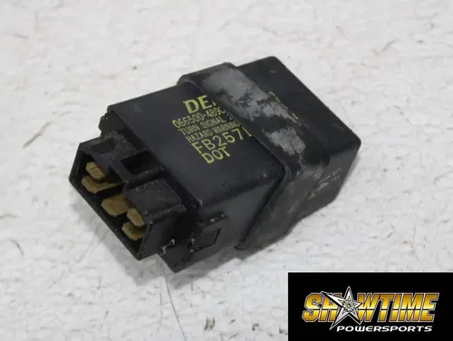 04-05 KAWASAKI VULCAN 2000 TURN SIGNAL BLINKER RELAY FLASHER SWITCH BOX UNIT