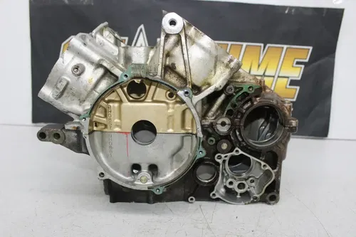 94-03 HONDA MAGNA 750 VF750C ENGINE MOTOR CRANKCASE CRANK CASES BLOCK