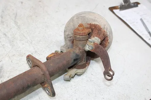 1985 Honda FourTrax 125 TRX125 2x4 FRONT DRIVE CV AXLE PIVOT SHAFT W/ HUBS