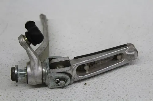 1997 SUZUKI TL1000S LEFT REARSET REAR SET DRIVER FOOT PEG REST STOP