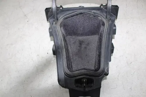 10-12 CAN-AM SPYDER ROADSTER RT CENTER STORAGE LUGGAGE BOX GLOVE DEPARTMENT