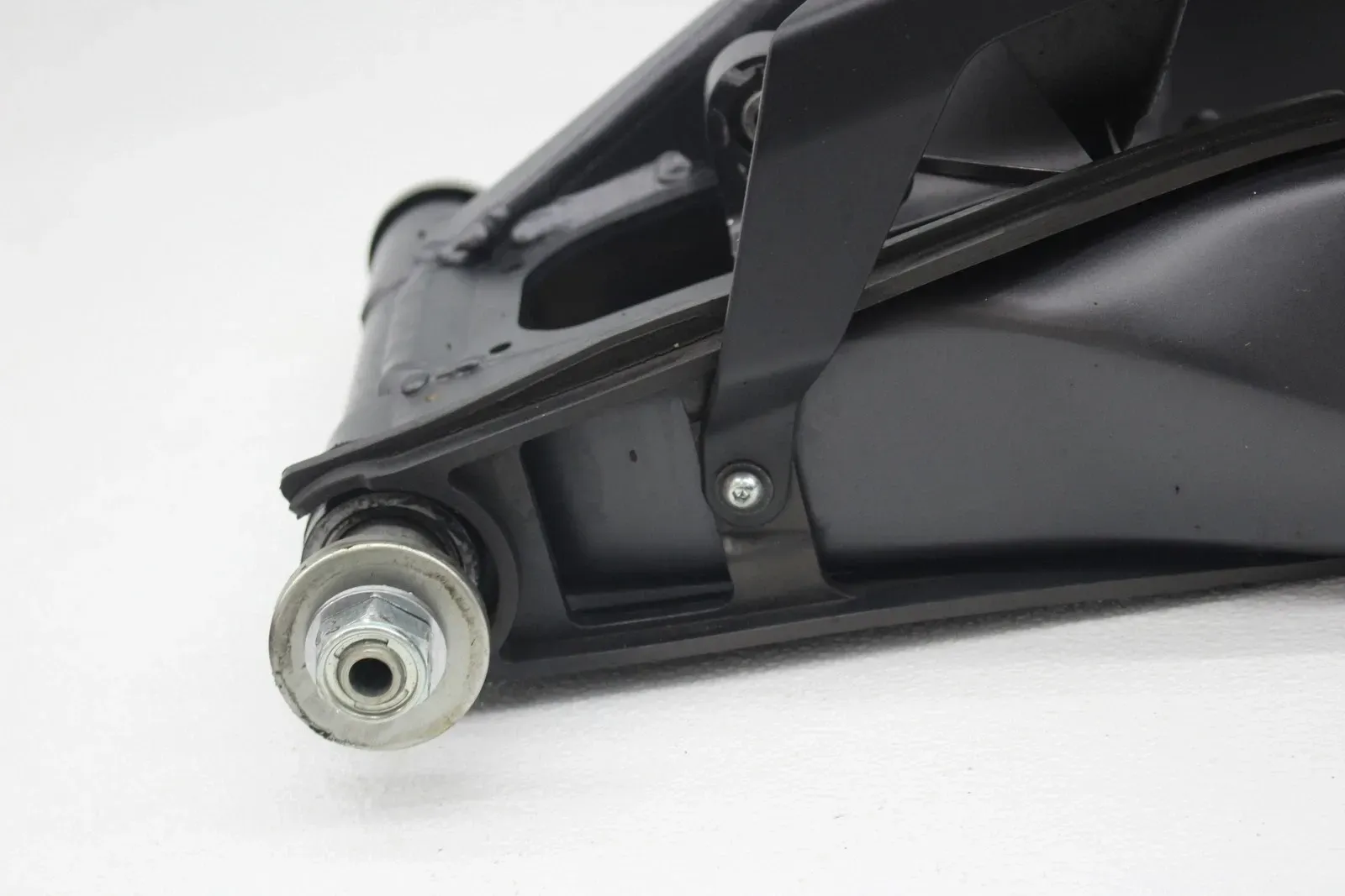 23-25 YAMAHA MT-09 REAR SWINGARM BACK SUSPENSION SWING ARM