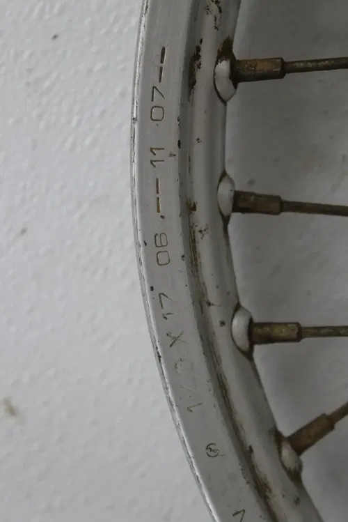 86 HONDA CR80R FRONT WHEEL RIM FLAT SPOT
