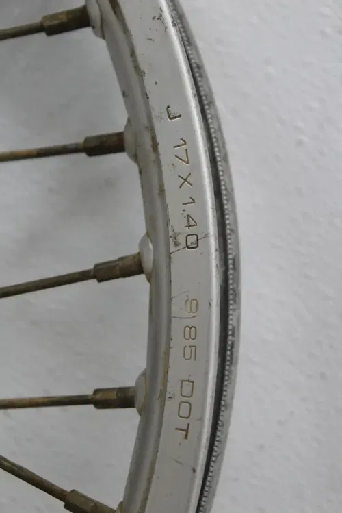 86 HONDA CR80R FRONT WHEEL RIM FLAT SPOT