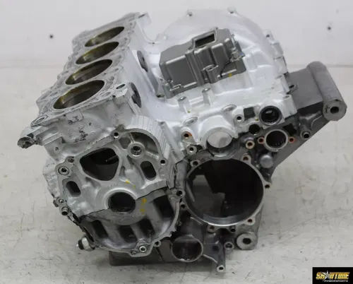 11-24 SUZUKI GSXR600 ENGINE MOTOR CRANKCASE CRANK CASES BLOCK
