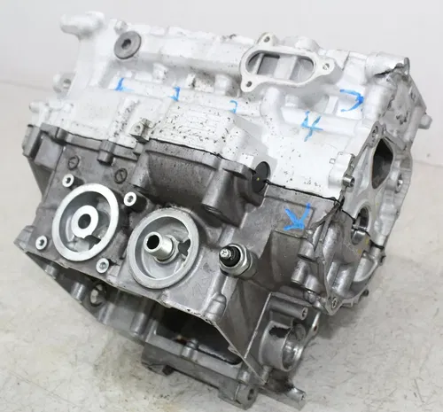 11-24 SUZUKI GSXR600 ENGINE MOTOR CRANKCASE CRANK CASES BLOCK