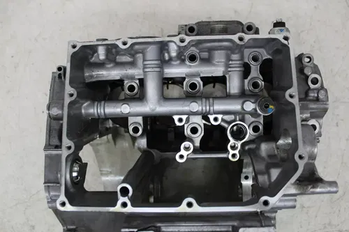 11-24 SUZUKI GSXR600 ENGINE MOTOR CRANKCASE CRANK CASES BLOCK