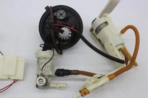 17-23 HARLEY-DAVIDSON ELECTRA GLIDE ULTRA CLASSIC FLHTCUI FUEL GAS PUMP