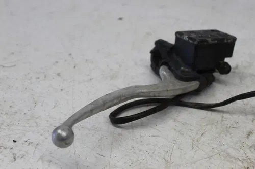 03 YAMAHA KODIAK 400 YFM400 FA 4X4 FRONT BRAKE MASTER CYLINDER THUMB THROTTLE