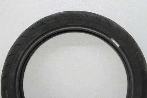 KENDA KM1 ST ROAD 120/70 ZR17 (58W) FRONT TIRE (TREAD:4/32NDS)