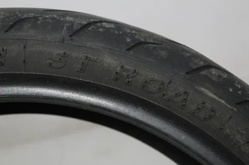 KENDA KM1 ST ROAD 120/70 ZR17 (58W) FRONT TIRE (TREAD:4/32NDS)