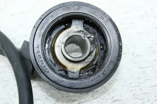 90 SUZUKI DR250S SPEEDOMETER DRIVE GEAR W/ CABLE