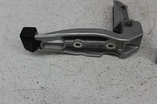 2002 BMW R1150R ROADSTER FRONT FOOT RESTS PEGS STEPS SET PAIR