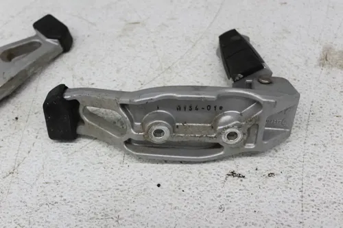 2002 BMW R1150R ROADSTER FRONT FOOT RESTS PEGS STEPS SET PAIR