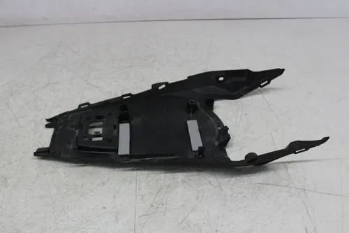24 SUZUKI GSX-8R GSX800F REAR BACK TAIL UNDERTAIL FAIRING COWL FENDER