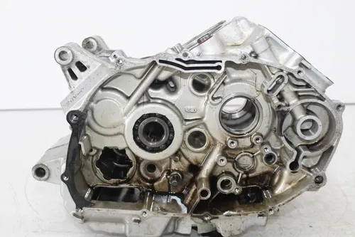87 YAMAHA VIRAGO 535 XV535 ENGINE MOTOR CRANKCASE CRANK CASES BLOCK