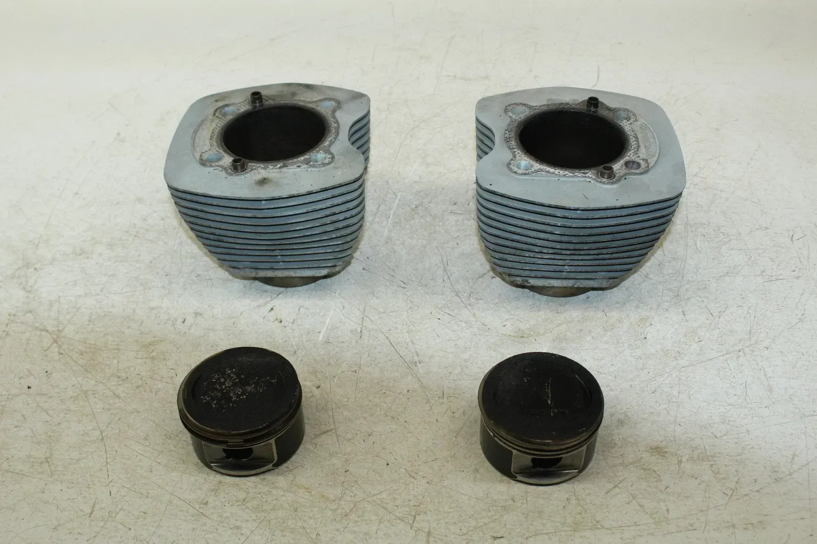 00-06 HARLEY-DAVIDSON SOFTAIL ENGINE MOTOR PISTON CYLINDERS BLOCK JUG PAIR