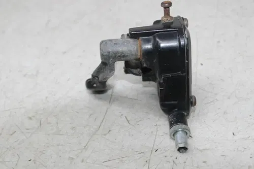 87 YAMAHA WARRIOR 350 FRONT BRAKE MASTER CYLINDER LEVER W/ THUMB THROTTLE (READ)