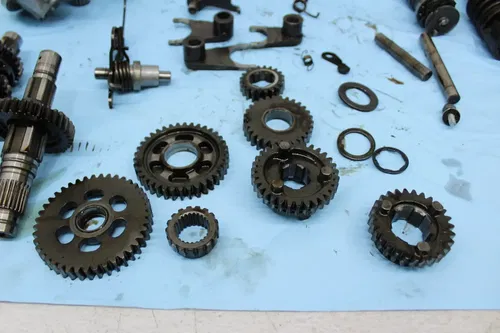 80 HONDA GL500 ENGINE MOTOR TRANSMISSION TRANNY GEARS