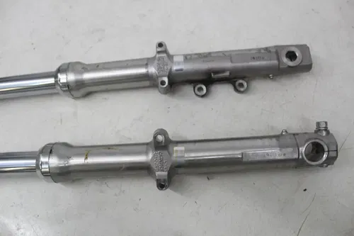 07-11 Harley-davidson Sportster 1200 Xl1200c Front Forks Shock Suspension (read)