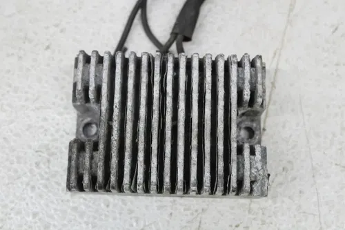 2004 HARLEY-DAVIDSON SPORTSTER 1200 ROADSTER XL1200R RECTIFIER VOLTAGE REGULATOR