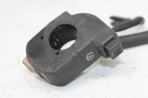 01-05 HONDA SUPER HAWK VTR1000F LEFT RIGHT HORN SIGNALS SWITCH W THROTTLE GRIP