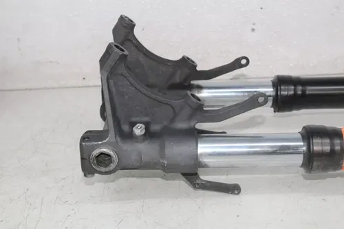 05 YAMAHA YZF R6 FRONT END FORKS TRIPLE TREE CLAMP FORK TUBES (SEE DESCP)