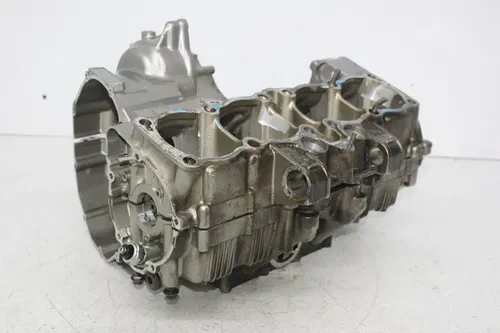 98-06 SUZUKI KATANA 750 GSX750F ENGINE MOTOR CRANKCASE CRANK CASES BLOCK