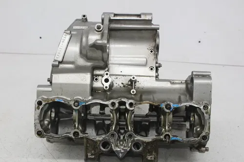 98-06 SUZUKI KATANA 750 GSX750F ENGINE MOTOR CRANKCASE CRANK CASES BLOCK