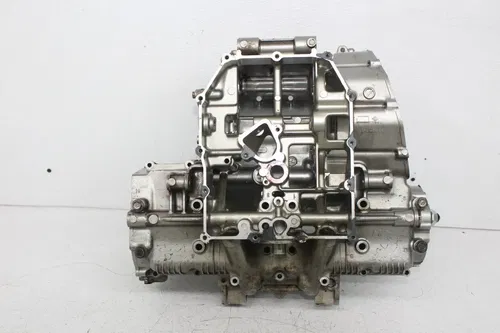 98-06 SUZUKI KATANA 750 GSX750F ENGINE MOTOR CRANKCASE CRANK CASES BLOCK
