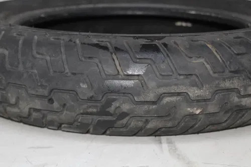 HARLEY-DAVIDSON DUNLOP D402 MT90B16 M/C 72H 30 20 91 FRONT TIRE (TREAD:3/32NDS)